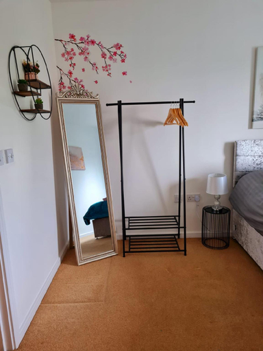 Others 2, Emerald Blossom,Sleeps 4, Warrington.Wifi,Parking, Warrington