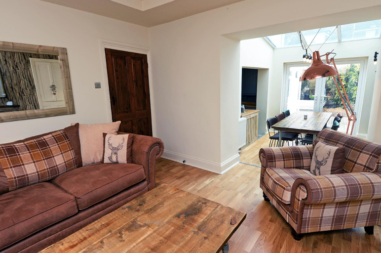 Others 4, 8 Culver Park - Close to Beach and Town Centre, Pembrokeshire