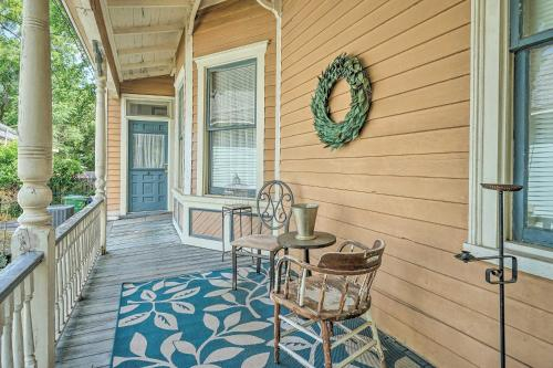 Dtwn Wilmington Escape by Cape Fear Riverwalk, New Hanover