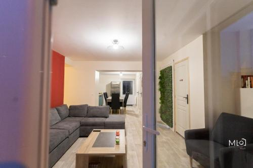 Charite bas Logement 75 m2 avec jacuzzi couvert privatif, Charente