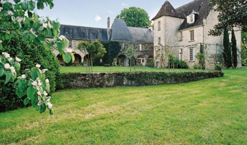 Villa de 10 chambres a Lucay le Libre avec piscine privee jardin amenage et WiFi, Indre