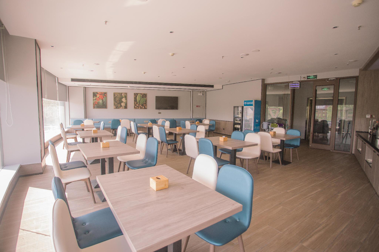 Food & Drinks 5, Hanting Hotel Zhangjiakou Jiangong College, Zhangjiakou