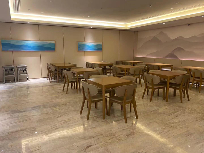 Food & Drinks 5, Ji Hotel Shanghai Baoshan Urban Industrial Park, Shanghai