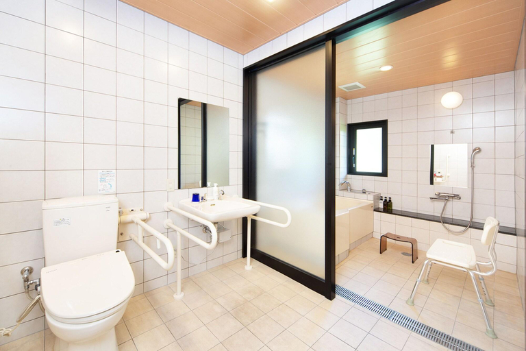 Bathroom 5, Kissho Yamanaka, Kaga