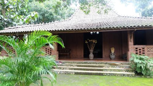 Villa Karang Kedempel Bandungan SimplyHomy, Semarang