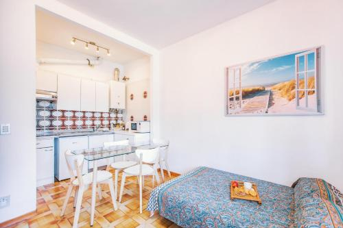 Silent apartment, Imperia