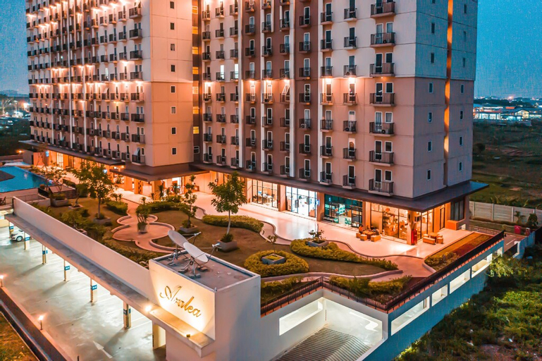 Exterior & Views 16