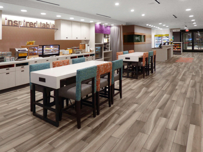 Food & Drinks 5, Home2 Suites by Hilton Pensacola I-10 Pine Forest, Escambia