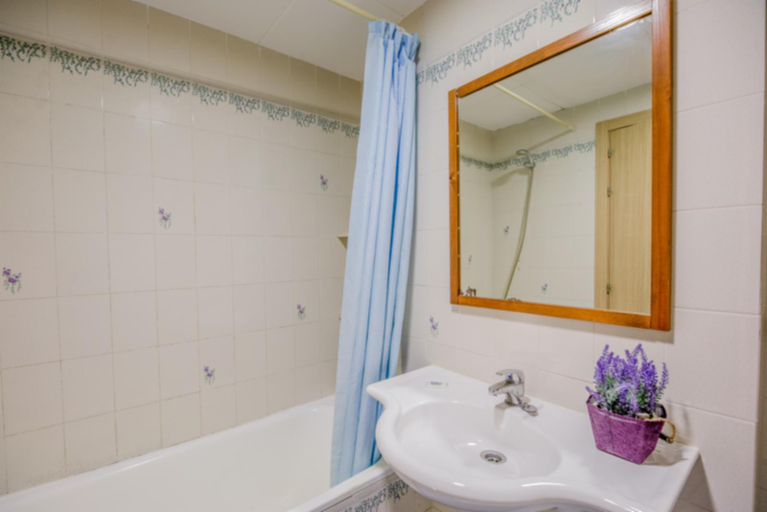 Bathroom 3, Rentalmar Azahar, Tarragona