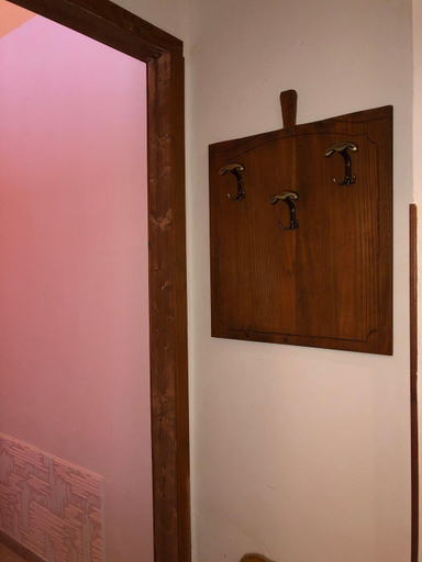 Others 5, Un nido tra mare e monti, Palermo