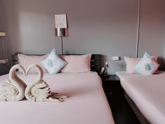 Bedroom 5, Belle Cose Guesthouse / 3 person Room/ King+Single, Phuket Island