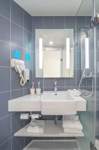 Bathroom 3, Hanting Hotel Ulanhot Jalaid Banner Passenger Terminal, Xing'an