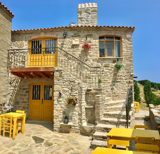Others 5, SARI KECI TAS OTEL, Gökçeada