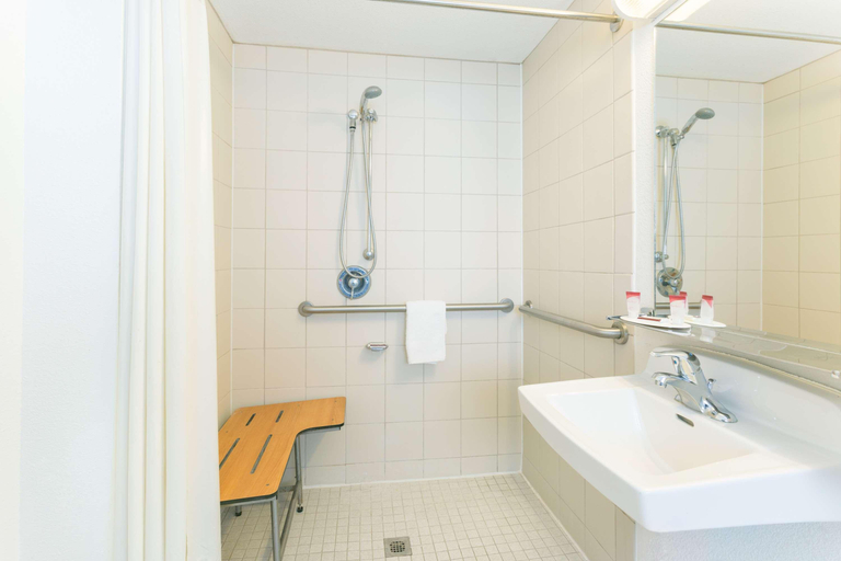 Bathroom 5, Knights Inn Punta Gorda, Charlotte