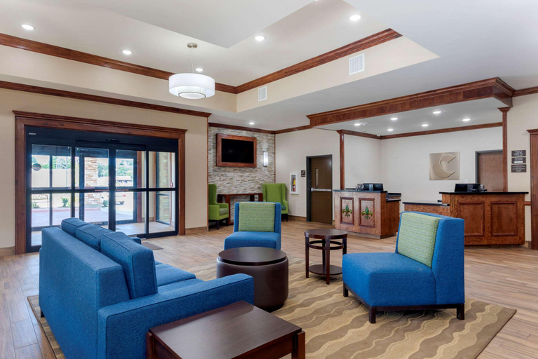 Public Area 2, Comfort Suites West Monroe near Ike Hamilton Expo Center, Ouachita