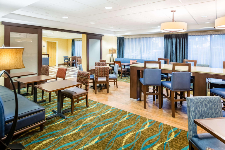 Public Area 2, Hampton Inn St. Charles St. Peters, Saint Charles