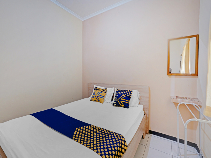 SPOT ON 90622 Hotel Galaksi, Ponorogo