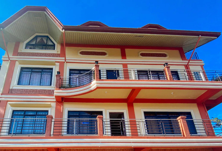 E & M Summer Guest House, Baguio City