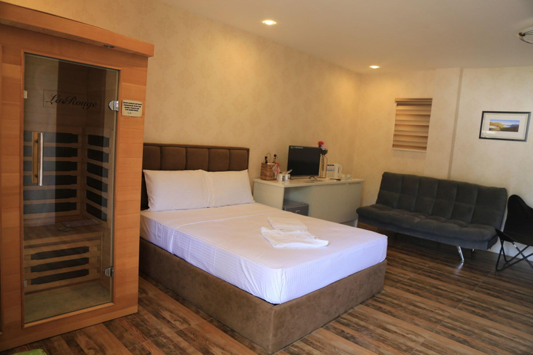 Bedroom 2, Mahalta Resorts and Convention Center, Calapan City