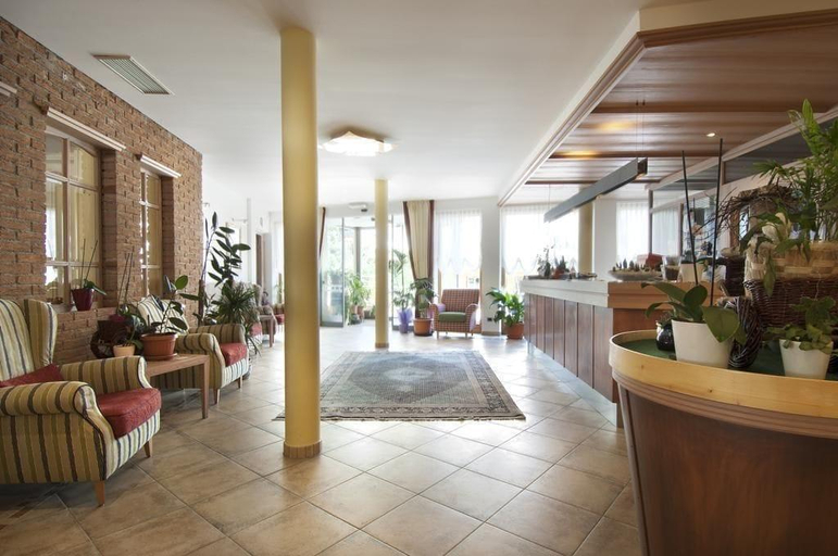 Public Area 2, Aparthotel Kronplatz Luxury House, Bolzano