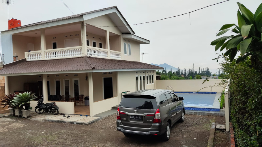 Exterior & Views 2, Villa Tania, Bogor