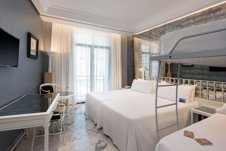 Bedroom 4, AZZ Mérida Medea, Badajoz