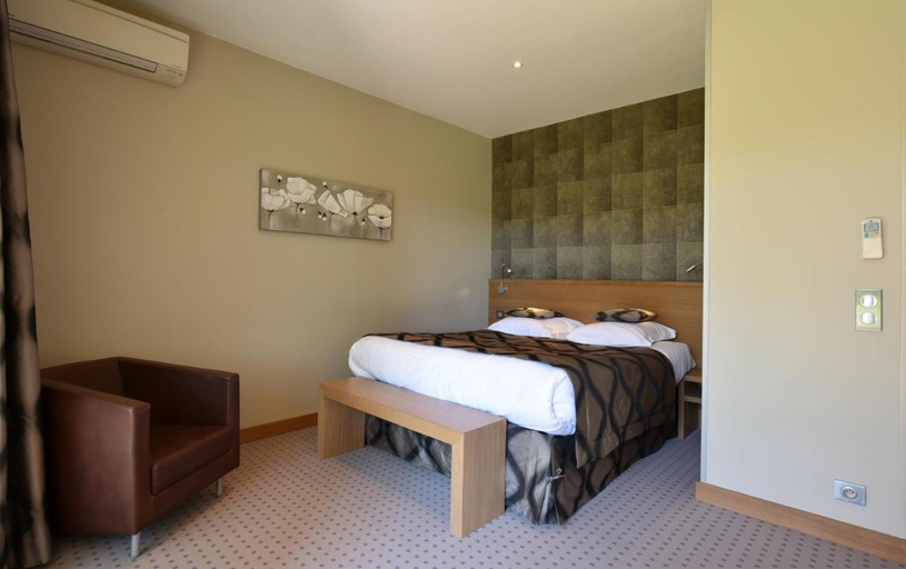 Bedroom 3, Hotel Carcarille-Restaurant le C, Vaucluse
