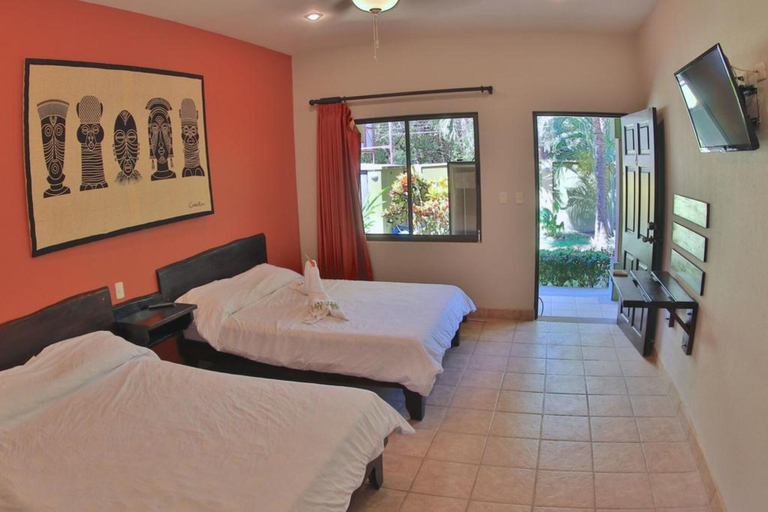 Bedroom 3, Pitaya Lodge, Santa Cruz
