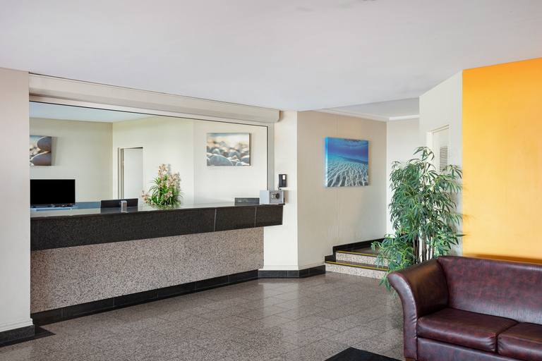 Public Area, BreakFree Imperial Surf Surfers Paradise, Gold Coast