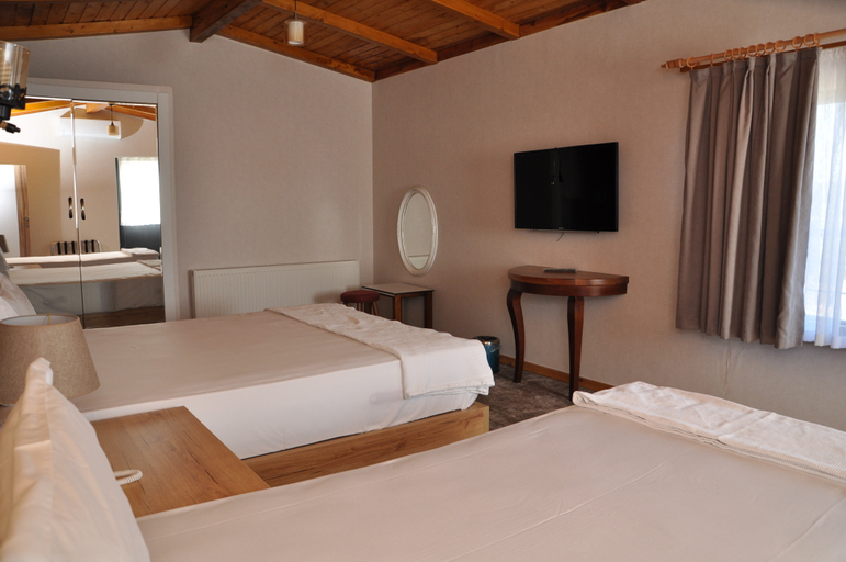 Bedroom 3, Helen Troya Hotel Geyikli, Ezine