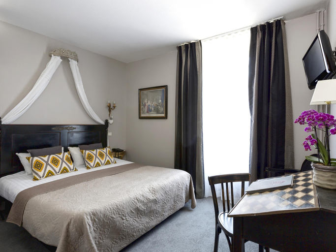 Bedroom 3, Hotel Arvor, Côtes-d'Armor
