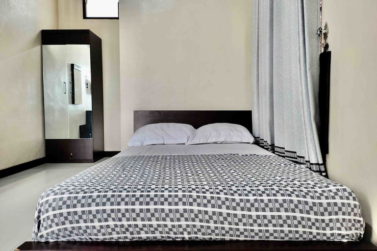 Homestay Griya Sawah Gunung Syariah Mitra RedDoorz - Tap to explore photos