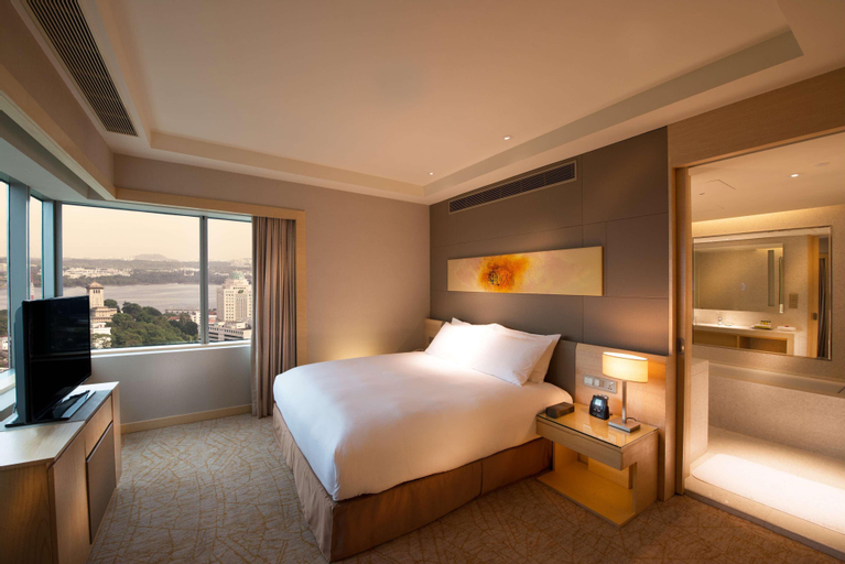 Bedroom 14