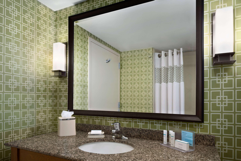 Bathroom 7