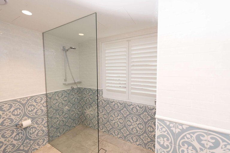 Bathroom 3, The Beachcomber Hotel & Resort, Ascend Collection, Wyong - North-East