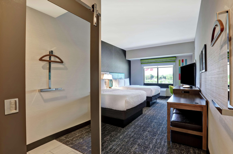 Bedroom 15