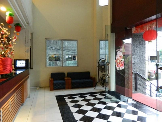 Public Area 10