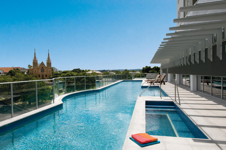 Sport & Beauty 2, Oaks Ipswich Aspire Suites, Ipswich - Central