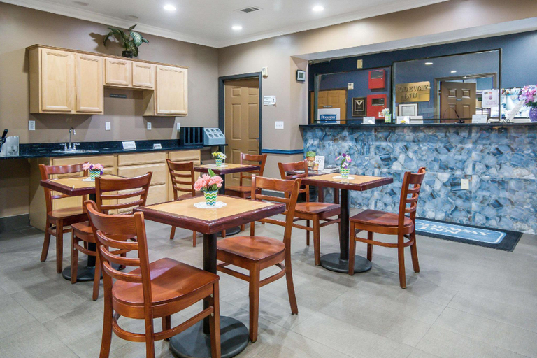 Public Area 2, Rodeway Inn Carrollton I-35E, Dallas