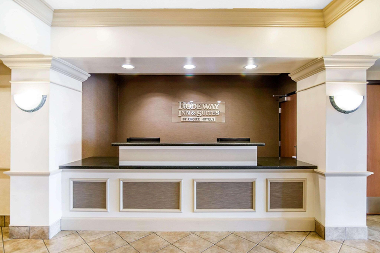 Public Area 2, Quality Inn Parsons North, Labette