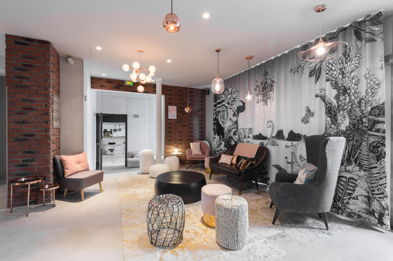 Public Area, Madrigal Hotel, Paris