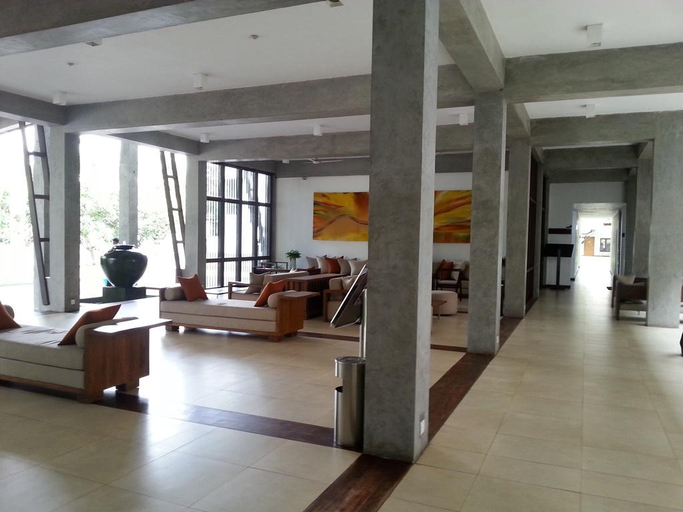 Public Area 2, Goldi Sands Hotel, Negombo