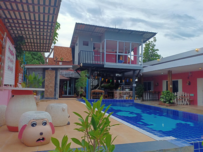 Baan Gon Chompu, Suan Phung
