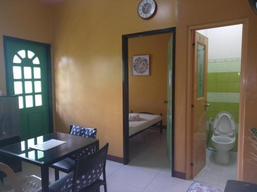 A's Azotea de Bohol-Sweet Apt-10 with 1 Bedroom, Tagbilaran City