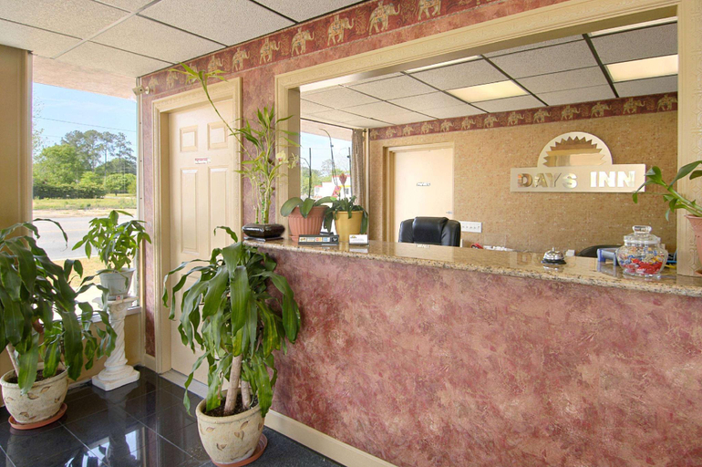 Public Area, Days Inn by Wyndham Donalsonville, Seminole