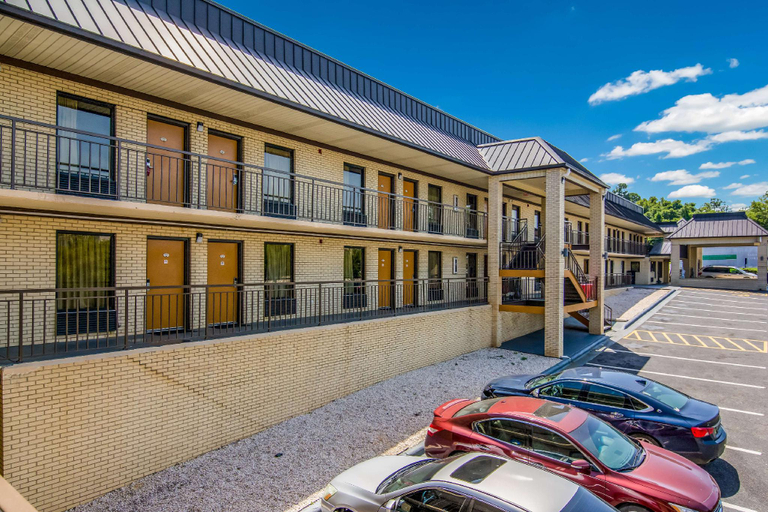 Exterior & Views 5, Americas Best Value Inn Wadesboro, Anson