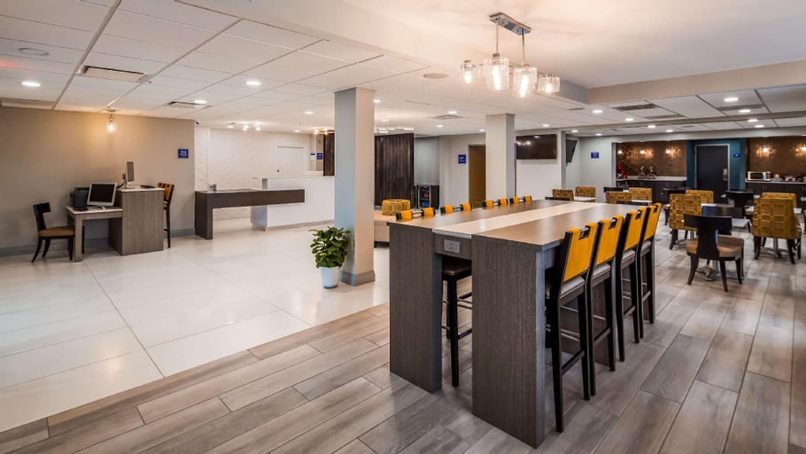 Public Area 2, Best Western Plus Bloomington East Hotel, McLean