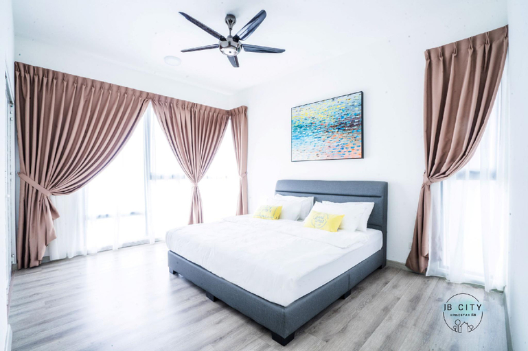 Southkey Mosaic (7Pax) Free WIFI @ UHA Home, Johor Bahru