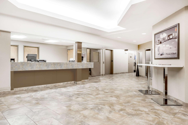 Public Area 2, Super 8 by Wyndham Prince Albert, Division No. 15