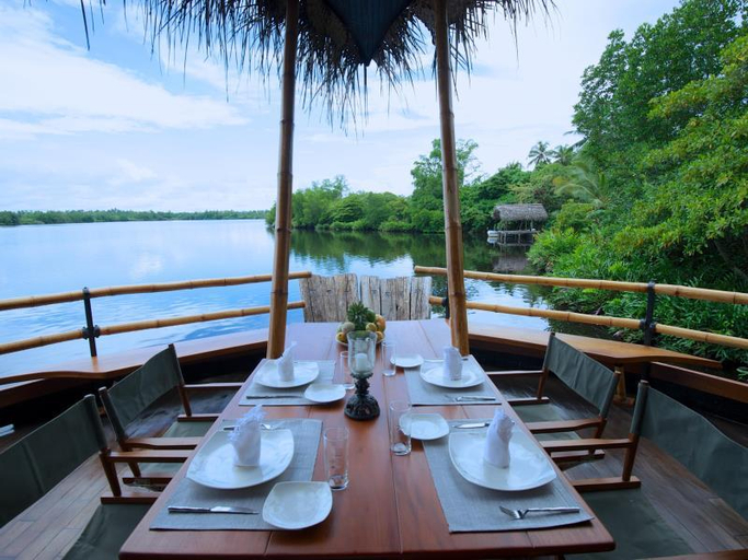 Public Area, Yathra Houseboat, Bentota